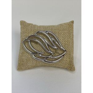 Monet Polished Silver Tone Modernist Leaf Brooch Pin Vintage
